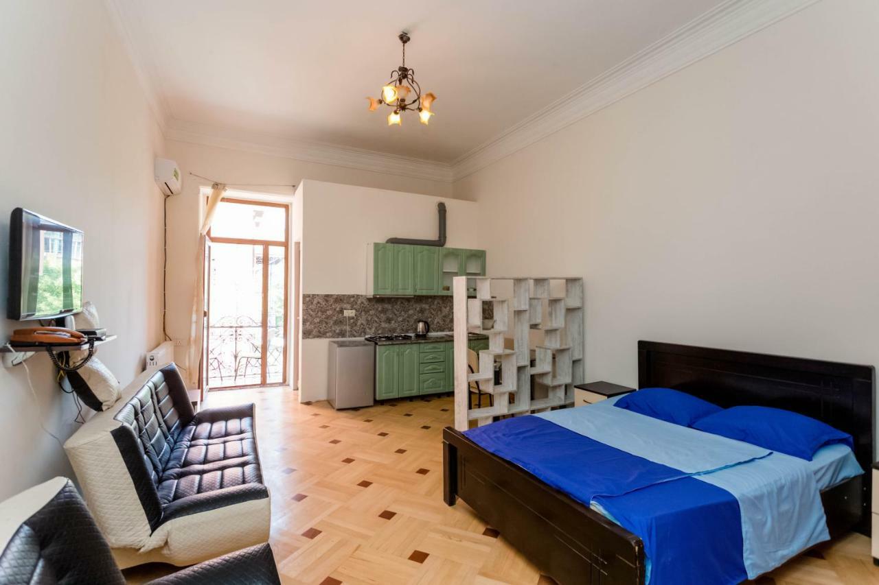 Anna Hotel Tbilisi Bagian luar foto